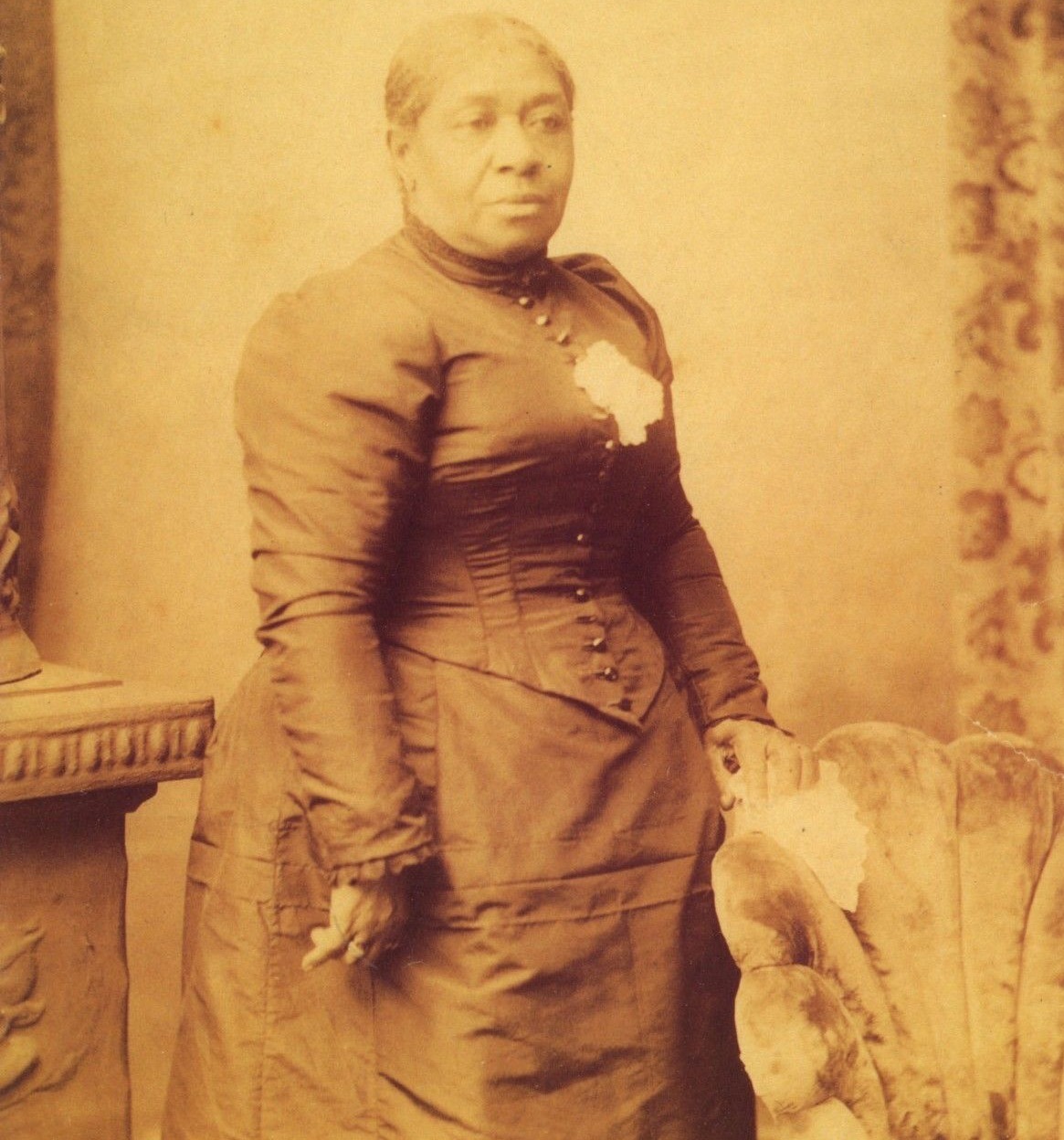Emma J. Atkinson, c.1860s, Chicago
From BlackThen.com:
Emma J. Atkinson was a Black abolitionist who was one of the mysterious “Big Four,” a group of women at Quinn Chapel who provided aid to runaway slaves.
Atkinson arrived in Chicago around 1847...