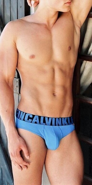 nice package …..love the color blue :)