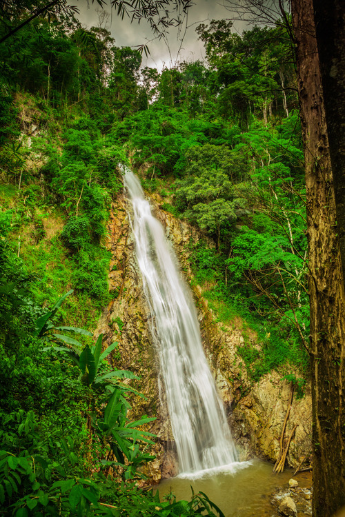 khun korn waterfall chiang rai