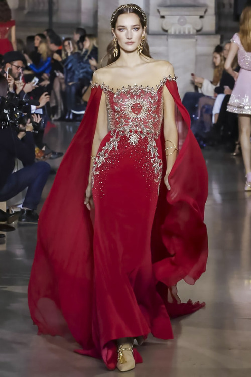 Georges Hobeika Couture Spring 2018 Collection 2 / 2