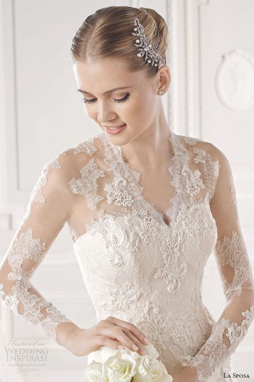Find your dream wedding gown. Follow us at WeddingInspirasi.com