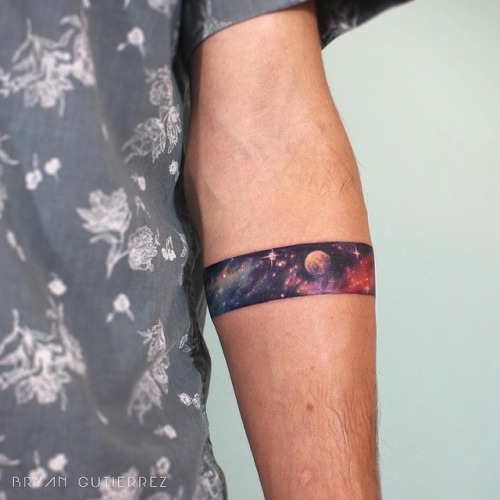 Space Arm Band Tattoo

Artist: Bryan Gutierrez Tattoos ▪️ Iris... male;arm band;space