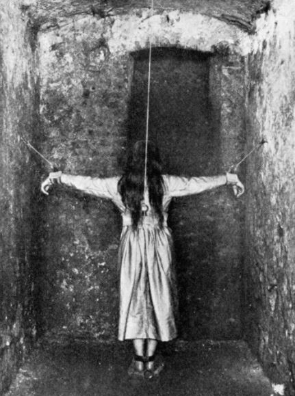luciferlaughs:
“Forced standing was a barbaric form of treatment that was believed to be able to ‘‘cure’‘ insanity in the 19th century. Above is a real photograph of a mental patient enduring the ‘‘forced standing’‘ treatment at a South Texas Mental...