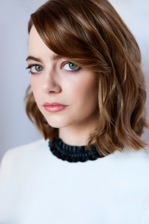 sexyandfamous:Emma Stone - Daily Ladies