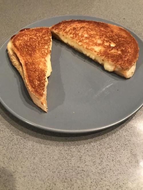 grilledcheesechirps:
“Muenster on french, perfectly golden.
Grilled cheese is life, yes? ”