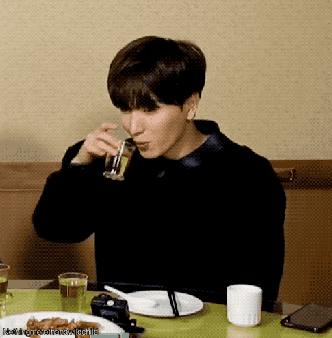 Leeteuk and alcohol :D!