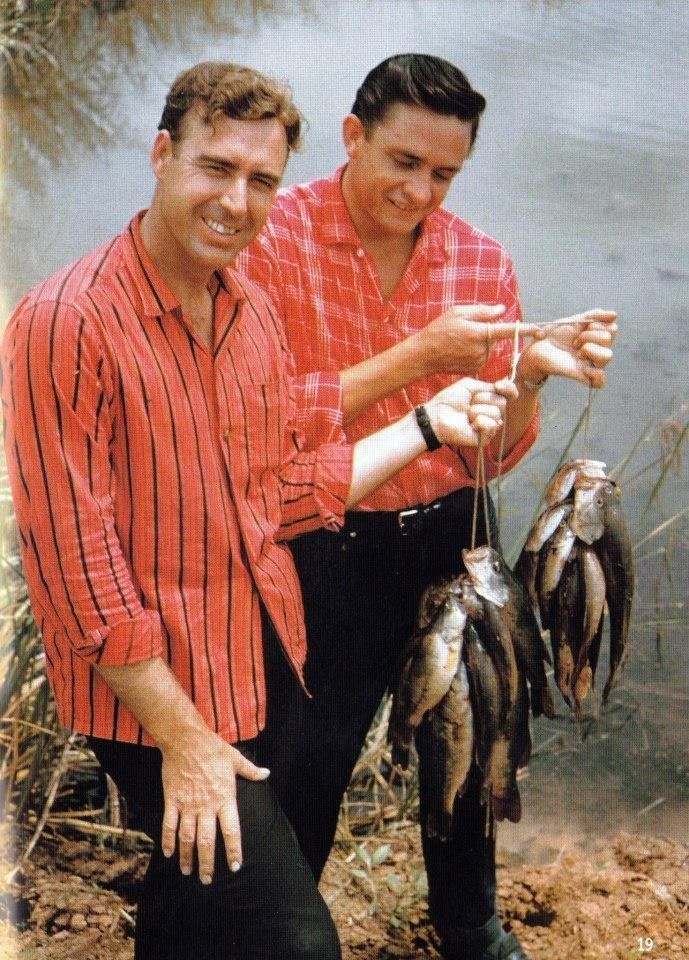 johnnycashinfocenter:<br /> “Best buddies and men in red Cash & Horton went fishing in Louisiana, 1959. Quite a catch btw!<br /> ”