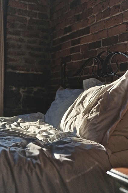 unmade bed on Tumblr
