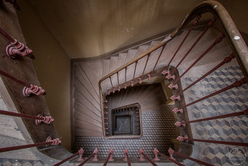 urbanrelicsphotography - CHATEAU VPThere was no way to find...