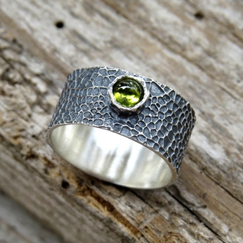sosuperawesome - Rings by ANKIU on EtsySee our ‘rings’ tag