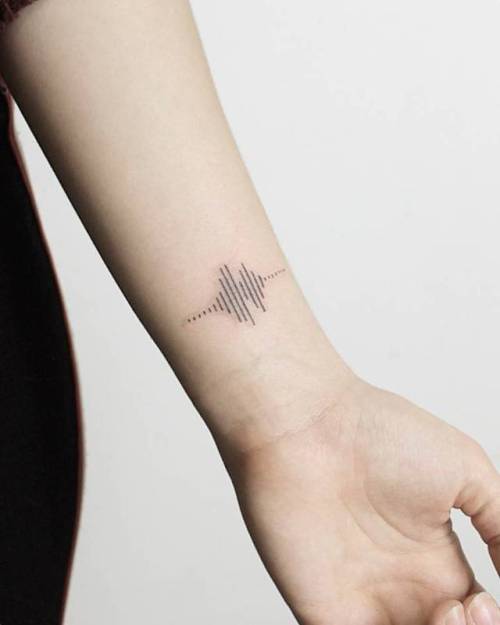 Tattoo tagged with: music, fine line, small, soundwave, line art, tiny,  ifttt, little, wrist, minimalist, mariloalonso 