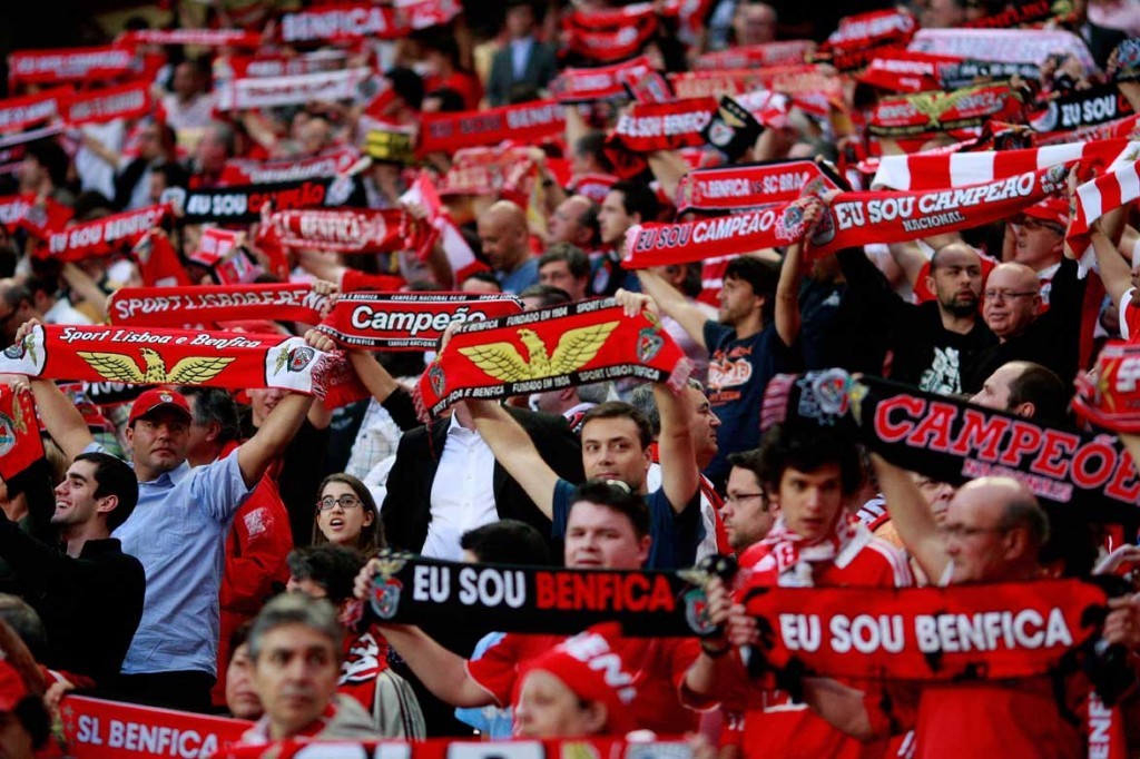 Benfica hopes to fly away from the Gutmann curse “ By Dominic Vieira
”
There’s a curse in Lisbon known as the ‘Guttman Curse’, named after the Hungarian manager who led Benfica to back-to-back European titles in the early 60s. That was 51 years ago...