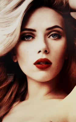 Scarlett Johansson Tumblr_p6j42qpIu31wh4aneo3_250