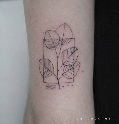 By Be Lucchesi, done at Unikat Tattoos, Berlin.... small;betattoo;line art;leaf;tricep;tiny;ifttt;little;nature;blackwork;illustrative;fine line