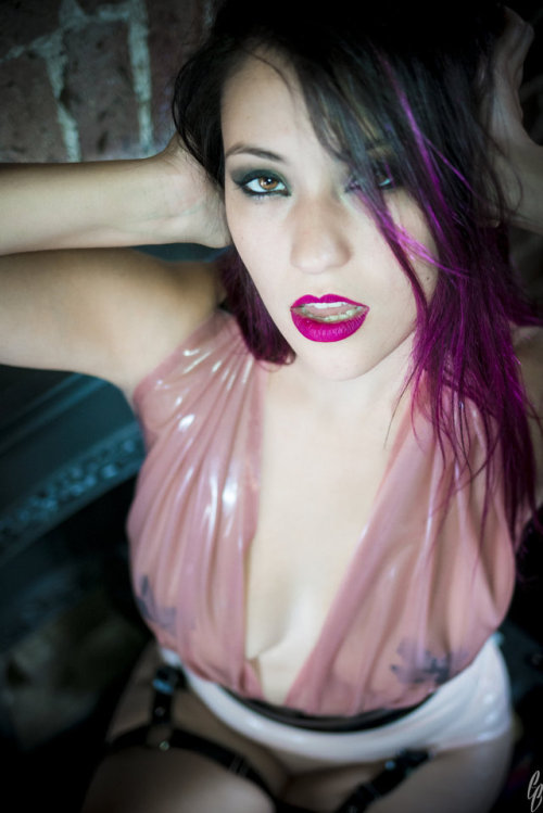 kinkygoethe - Stunning Mistress Psycatt!by Iamchriss.comLatex...