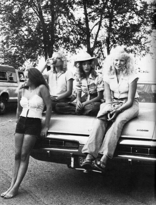 beatnikdaddio - girls. 1980.