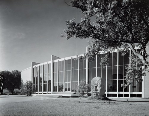 germanpostwarmodern - Cullinan Hall (1958) of The Museum of Fine...