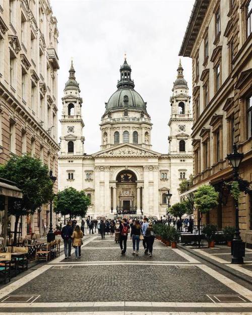everything-thing - Budapest, Hungary |elensham