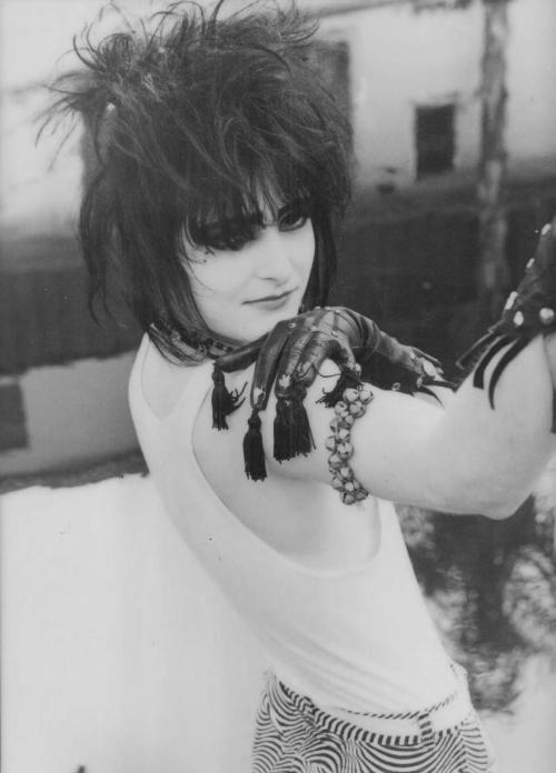 sowhatifiliveinjapan - Siouxsie Sioux (Siouxsie & The...