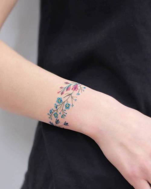 Tattoo ged With Flower Small Band Tiny Forget Me Not Lena Flower Wreath Ifttt Little Wristband Nature Wrist Illustrative Inked App Com