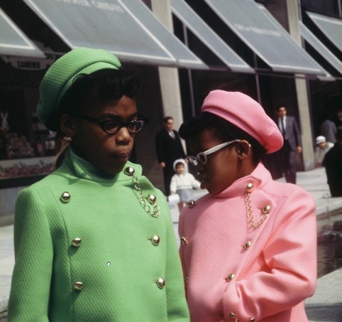 sendommager - Two girls, New York, 1969photographed by Nico van...