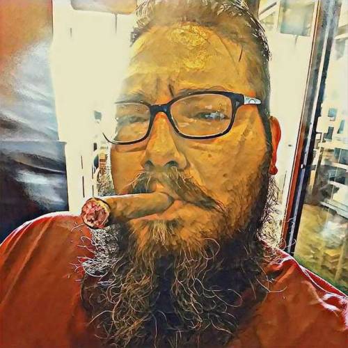 #TheGentleman #cigars #beard #nowsmoking #Warped...
