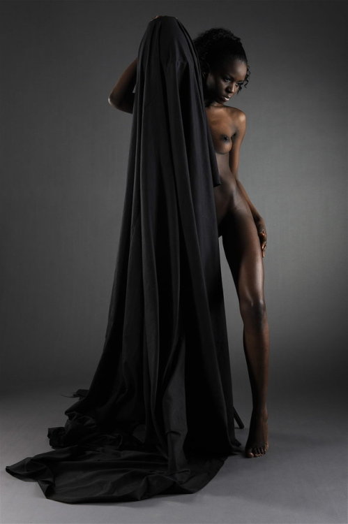 kingtilmon - I absolutely ADORE dark skin women