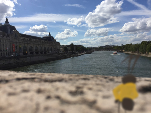 beepbeepdoodles - Daz’s trip to Paris