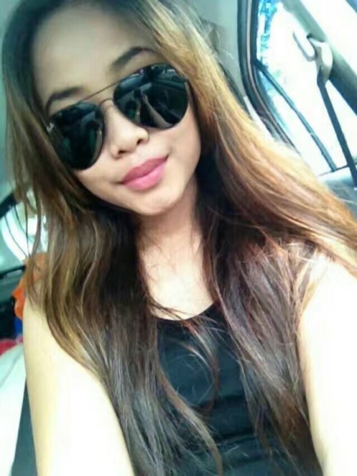 wtfsgurls - mrfeelg000d - Malay girl. Gorgeous as fuck. Reblog...