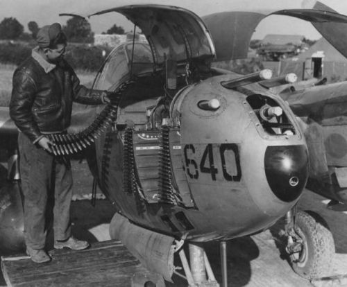 retrowar - Nose of the P-38