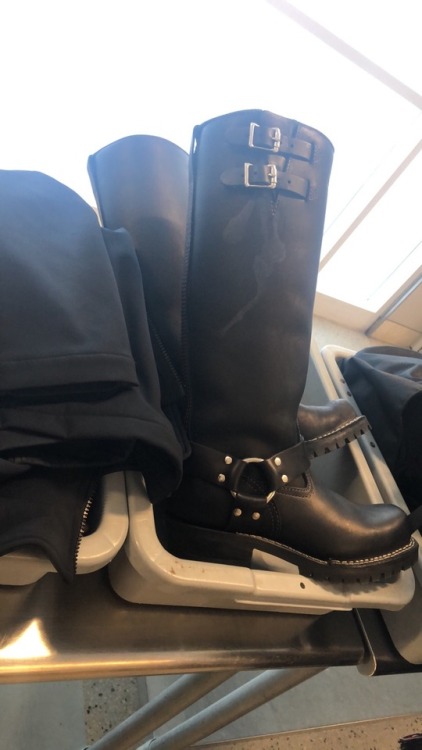 bootfreakbro - Received many compliments for my Wescos at the...