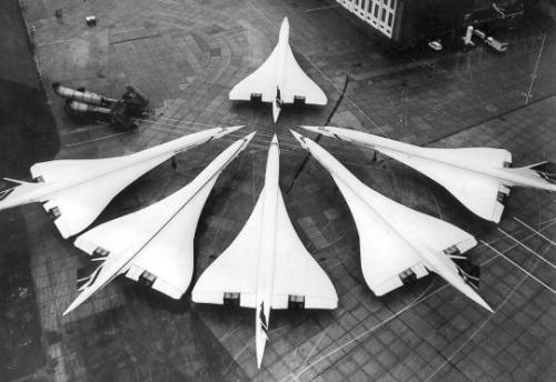 aviationblogs:The entire British Concorde fleet in one picture...