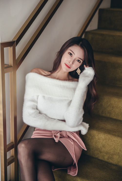korean-dreams-girls - Park Jung Yoon - January 08, 2018 1st...