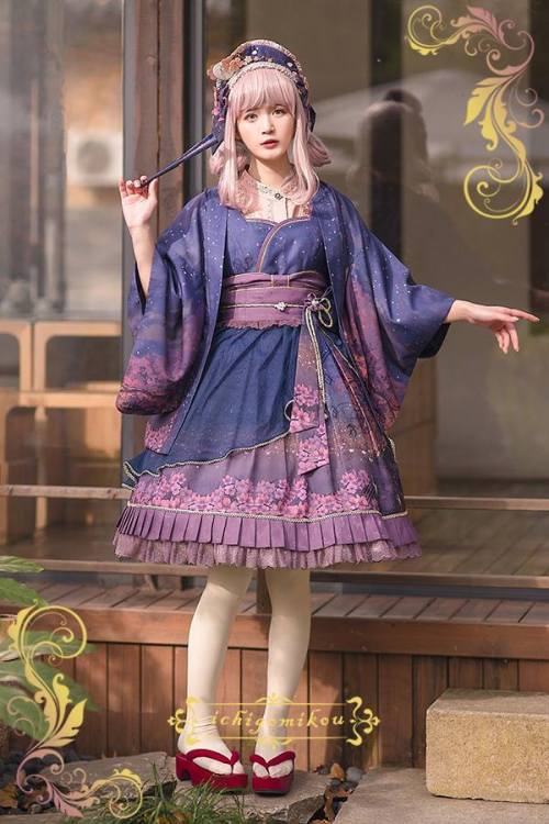 lolita-wardrobe - A Very Few 【-