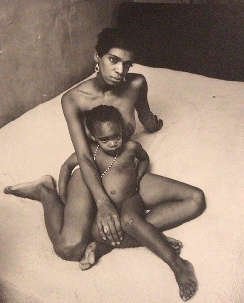 minimalistgrufti - Bruce Davidson, Mother and Child, 1967
