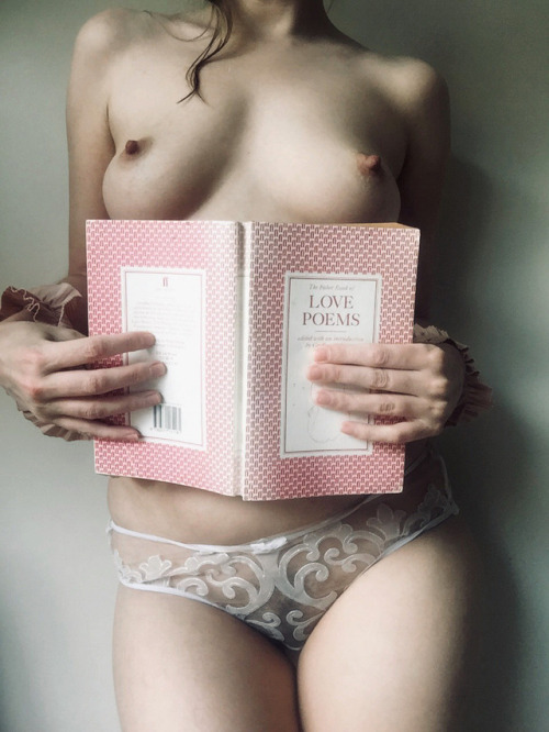 encompletalibertad:my-erotic-soul:I want to hear you read to...
