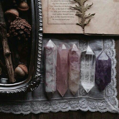 ohthewitchery:afro witch aesthetic: cottage witch(none of...