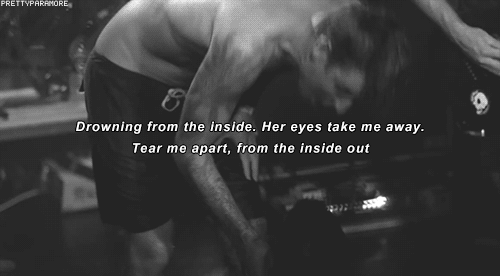 prettyparamore:Parkway Drive- Carrion
