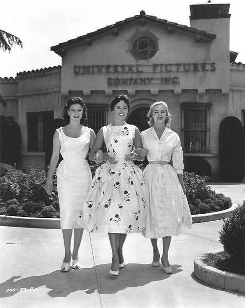 lostinhistorypics - Miss Universe, Miss Germany and Miss Sweden,...