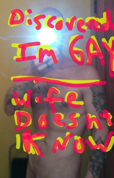 [Image: selfie in the mirrorText:  Discovered I’m gay   ...