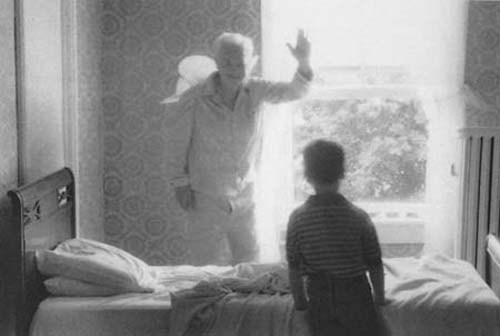 last-picture-show - Duane Michals, Grandpa goes to Heaven, 12989