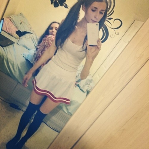 sfw-naughty-teens:KimberlyPics number: 68Online now: ...
