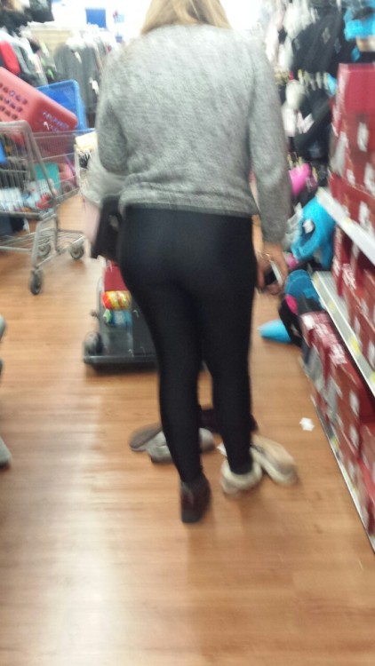legginglvr70 - Teen Booty at Walmart! ( 3) by @creeplvr70