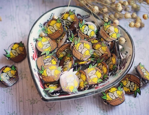littlealienproducts - Lemon Basket Pins 