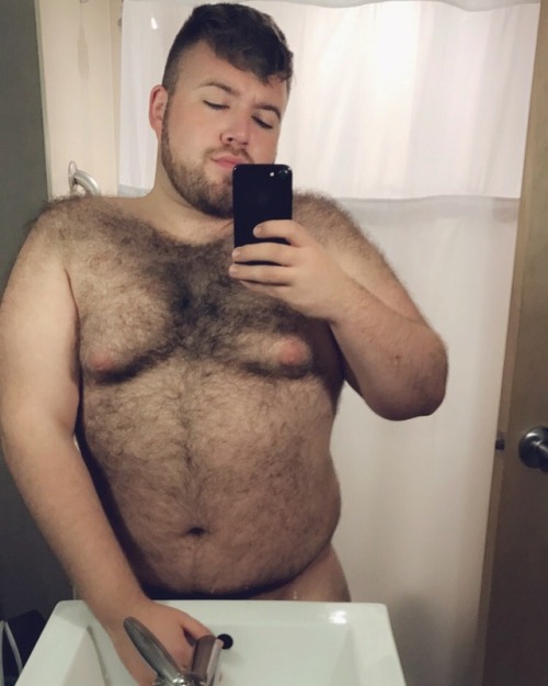 chubbyhairybear - I don’t want to ever wear clothes seriously.