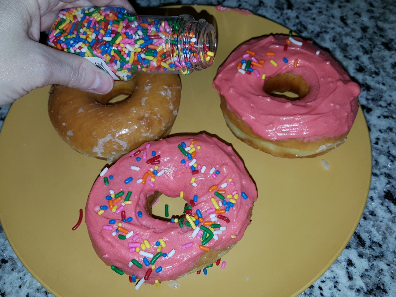 The Dog-NutYou probably don’t need specific instructions on how to make a Dog-Nut, but this photoset features store-bought donuts, Morningstar veggie dogs, and homemade chocolate and vanilla icing! I...