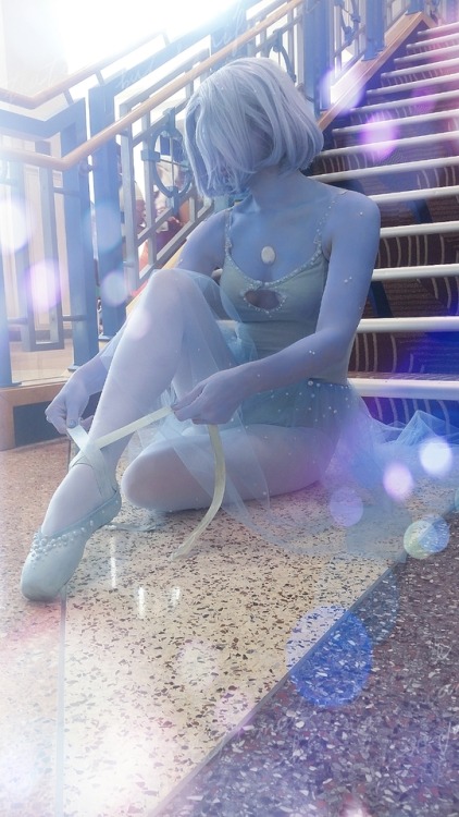 If it is blue and high femme, I will cosplay it. 💙 While I don’t dance much anymore, it was so nice putting old skills to use for Blue Pearl here. I hope we see more of her in future episodes!