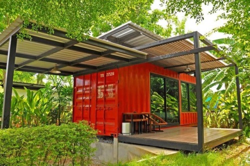 womaninterrupted - prefabnsmallhomes - Shipping Container Homes...