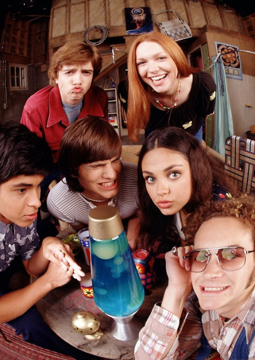 80s90sthrowback - The cast of That 70′s Show (1998).
