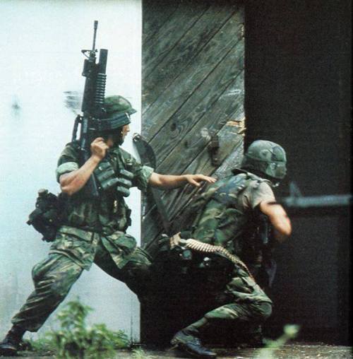 greasegunburgers - 25 Oct 1983 - Operation Urgent Fury - The 82nd...